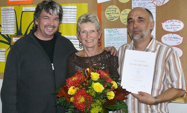 Zum 40-jhrigen Dienstjubilum von  Ni...eter Walz (rechts) und Mario Enderle.   | Foto: Privat