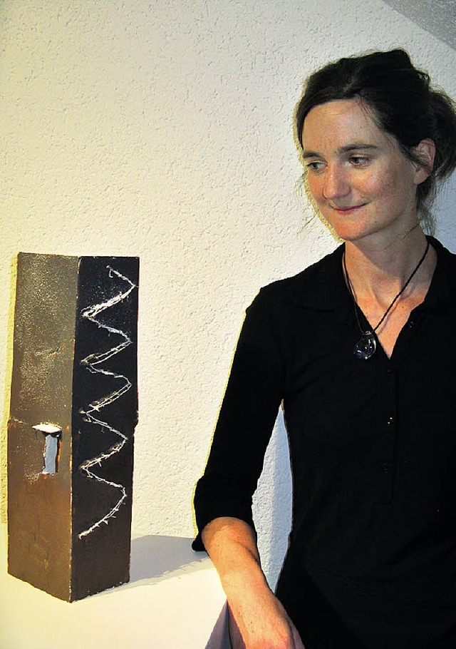 <Bildtext>Sandra Huptli gestaltet auch abweisende Wohntrme</Bildtext>.  | Foto: Mller-Barbian