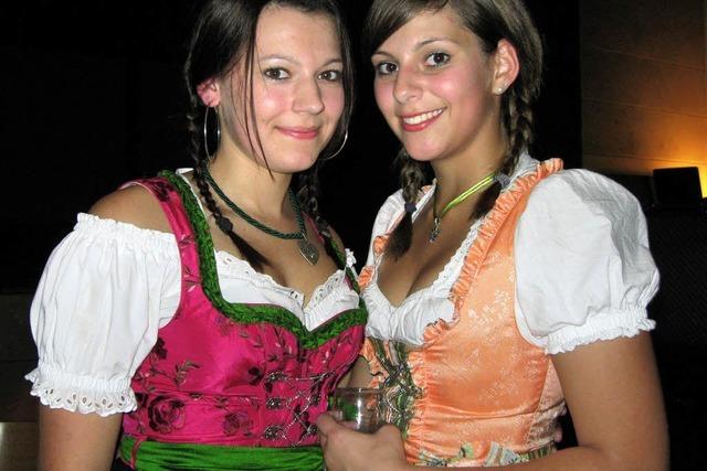 Im Dirndl im Elztal