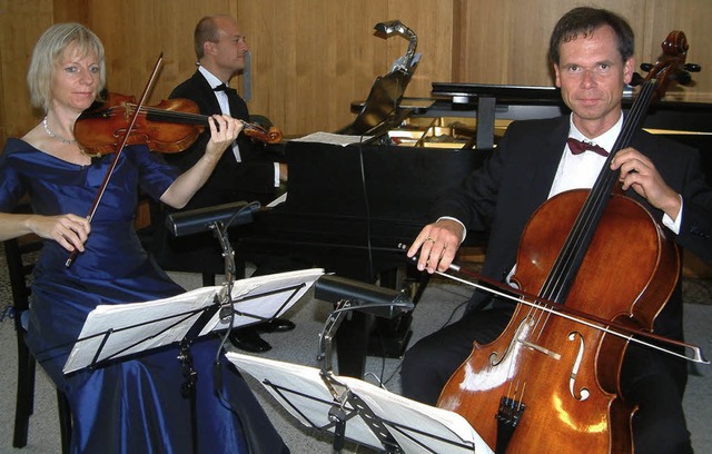 Mit dem Vuillaume Trio begann die Kamm...en-Kirchen ganz klassisch-romantisch.   | Foto: Roswitha Frey