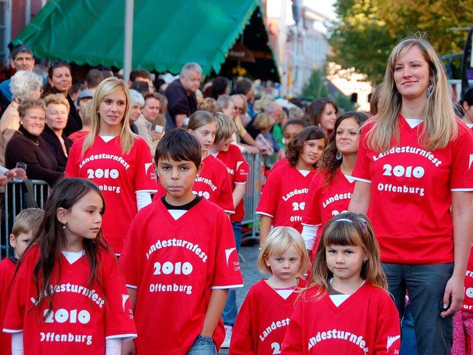 Schon 2008 warben  Kinder auf dem Weinfest für das Landesturnfest 2010.  | Foto: hrö