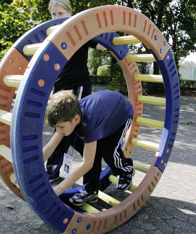 Das Rhnrad aus Holz war eines der Spi...r beim Sporttag des HTV Meienheim.     | Foto: Heidi  Fssel