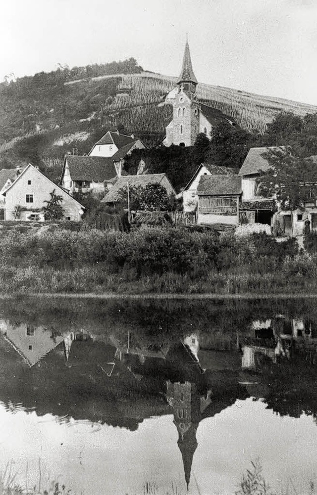 Bilder im Rathausfoyer in Efringen-Kir... 1900, wie dieses Foto aus Kleinkems.   | Foto: Museum