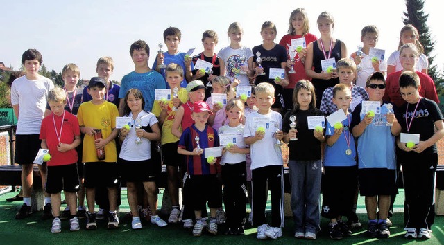 26 Kinder- und Jugendliche nahmen bei ...erschaft des Tennisclub Bonndorf teil.  | Foto: Franziska Weishaar