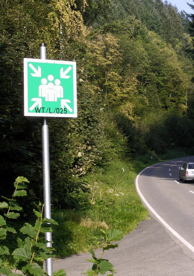 Die seit dem Sommer an Waldstraen ste...einen Sammelplatz fr Rettungskrfte.   | Foto: WOLFGANG ADAM