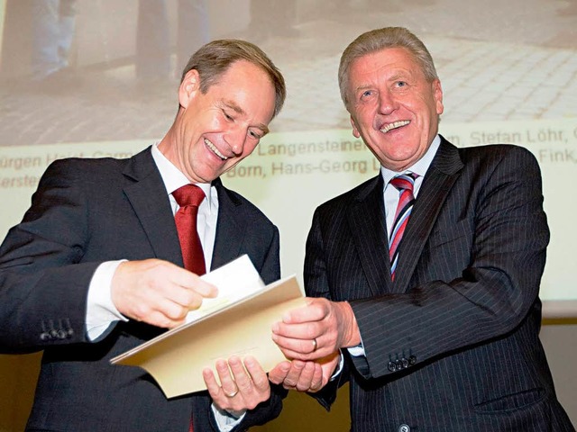 Brgermeister Langensteiner-Schnborn ...d Wirtschaftsminister   Ernst Pfister.  | Foto: Stadt