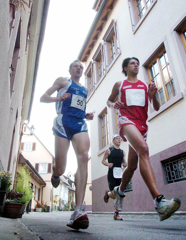 Am Sonntag geht es beim 27. Stadtlauf ...tes durch die Ettenheimer Innenstadt.   | Foto: Archiv: Wolfgang Knstle