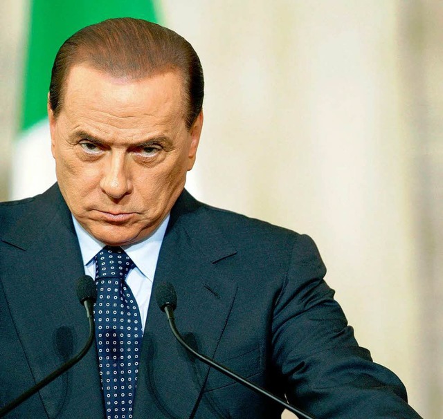 Unter Druck: Silvio Berlusconi nach dem Urteil des Verfassungsgerichts.  | Foto: dpa