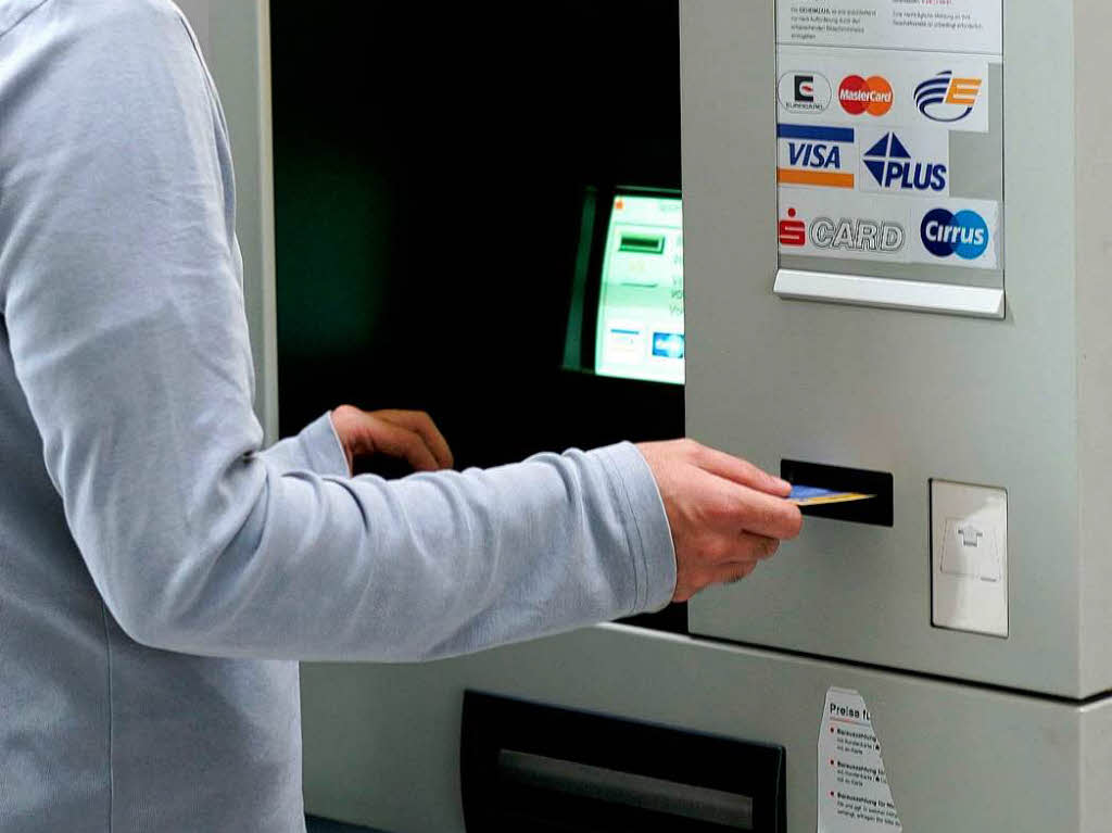 Die gute Nachricht fr alle Karteninhaber: Fr den Schaden kommt im Fall einer Manipulation am Automaten die deutsche Kreditwirtschaft auf.