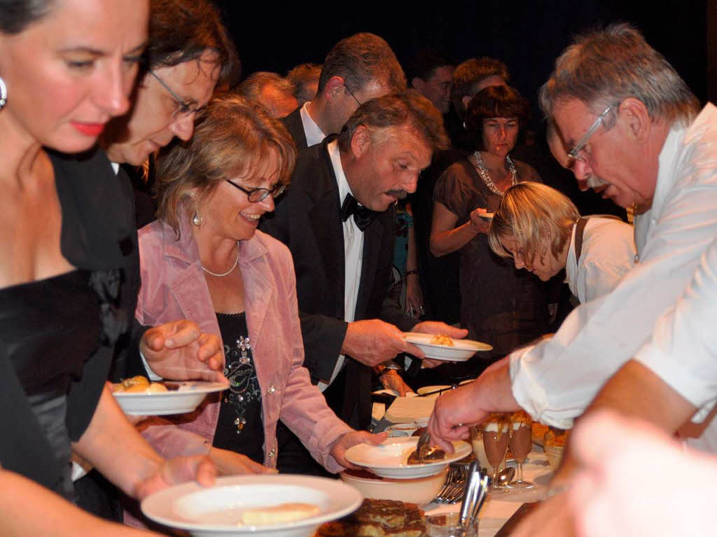 Impressionen von der Benefiz-Gala im Burghof