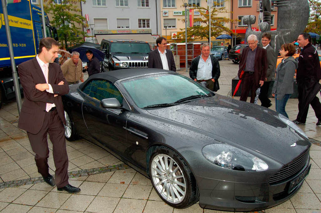 Zufriedene Gesichter gab es bei den Autohndlern, die ihre neuen Modelle ausstellten