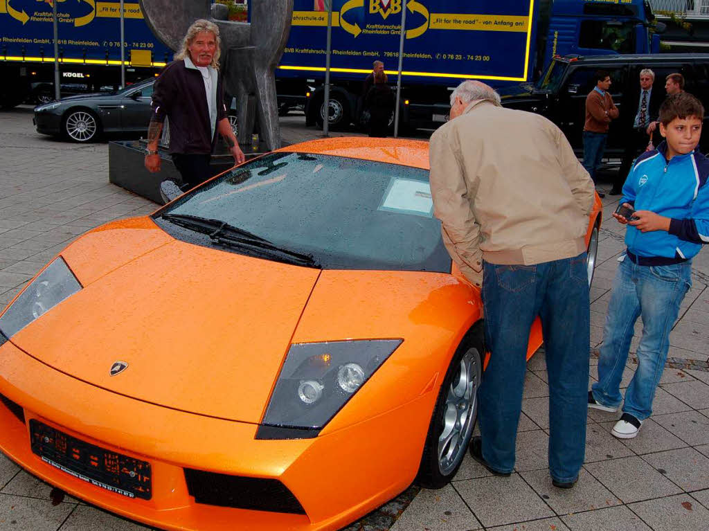 Ein rassiger Lamborghini erwies sich als der Blickfang.