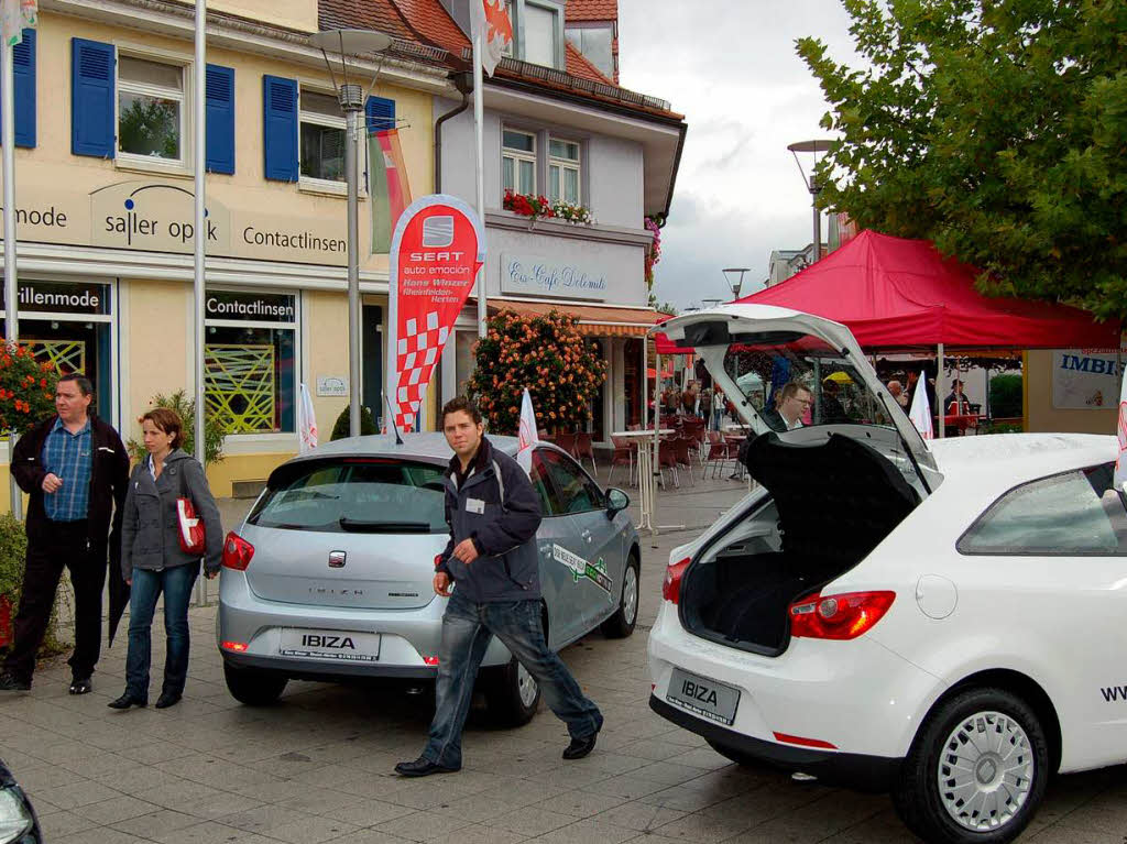 Zwischen Oberrheinplatz und Friedrichplatz bewegten am Wochenende die Autos der Hndler