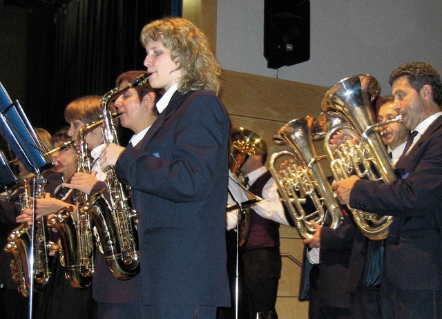 Unter  dem  Motto &#8222;Musik kennt  ... &#8222;Libert 1924&#8220; Bruebach.   | Foto: Ingeorg  Grziwa