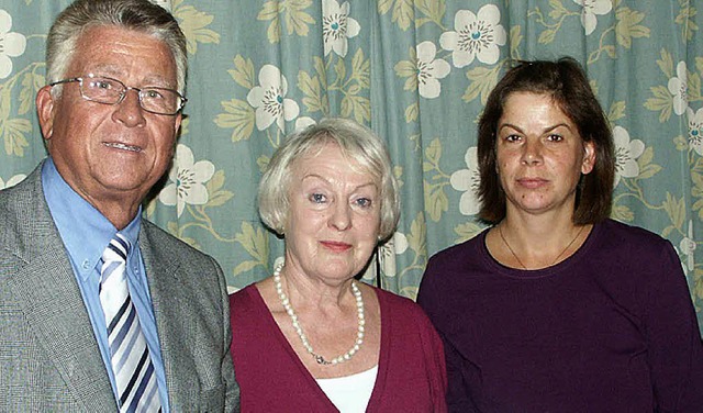 Bundesvorsitzender Armin Nentwig mit d...g Thoma und Barbara Waag (von links)    | Foto: Doris Dehmel