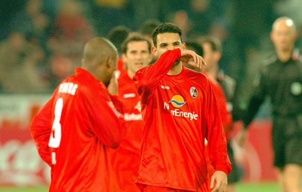 Bedient: Im Dezember 2003 straften die Bayern den SC zu Hause mit 6:0 ab.