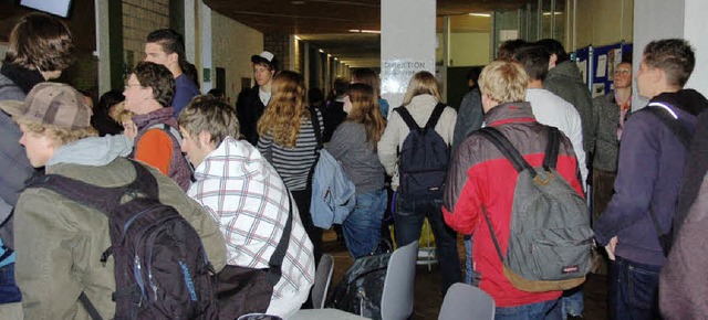 Die Aula der Kerschensteiner-Schule    ist zum Engpass geworden.    | Foto: Gabriele Babeck-Reinsch