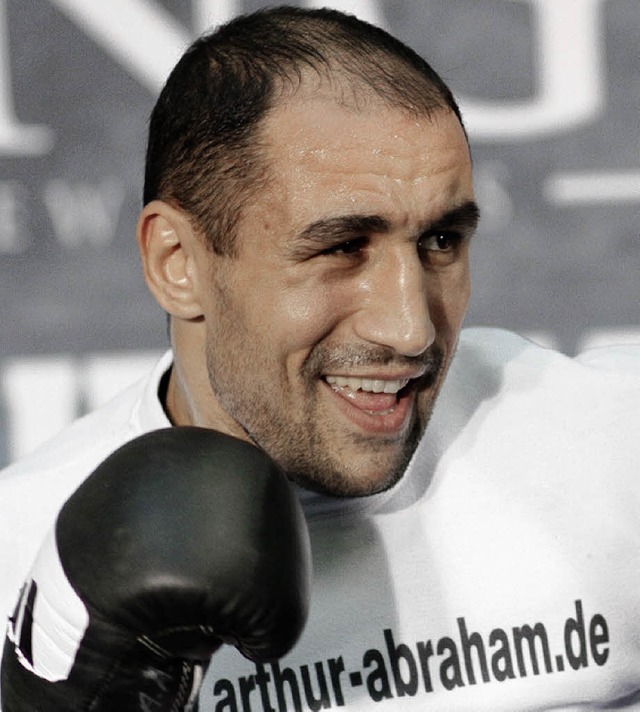 Darf jetzt ein echter Pfundskerl sein: der schwerer gewordene Arthur Abraham   | Foto: dpa