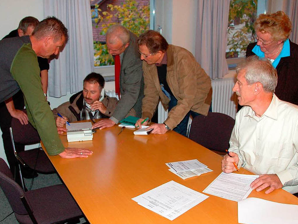 Die Wahlzentrale im Sitzungssaal des Rathauses