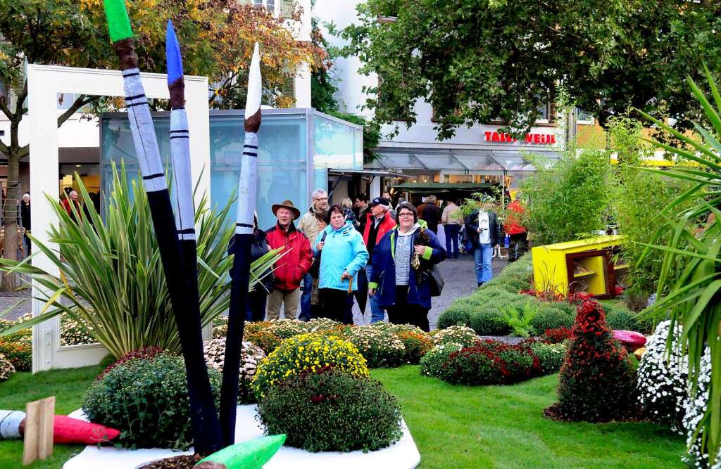 Die Chrysanthema am Erffnungstag:  Schlossplatz