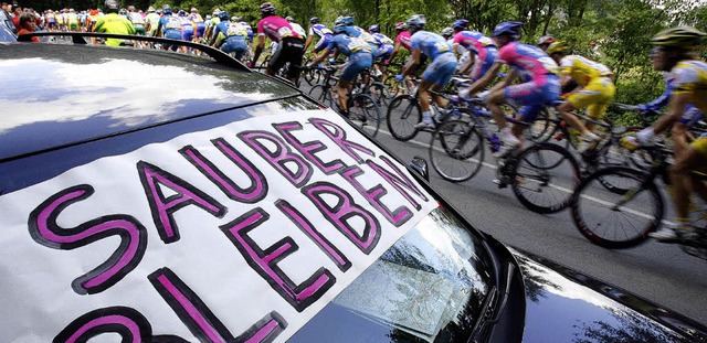 Als Saubermann im Radsport unterwegs? Das ist oft leichter gesagt als getan.   | Foto: dpa