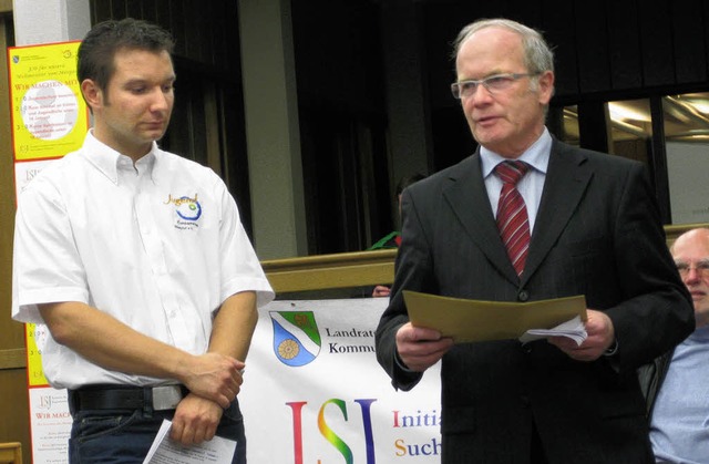 Rainer Ritter (l.) und Reinhard Hofere... zum zweiten Jugendpolitischen Forum.   | Foto: SEUSER