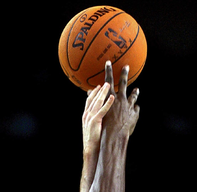 Umkmpfter Ball  | Foto: AFP