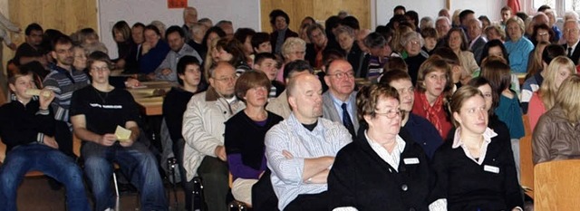 Beim Diakoniesonntag war der Saal des Bonhoeffer-Hauses   dicht besetzt.  | Foto: albert greiner