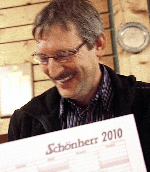 Der Kalender musste studiert werden, d...ne fr 2010 abgestimmt werden konnten.  | Foto: jrn kerckhoff