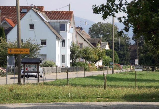 Von Schupfholz kommend knnte  der Ein...hts der Breisacher Strae  entstehen.   | Foto: Frank Kiefer