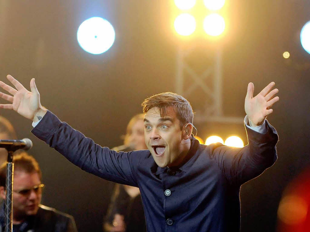 Robbie Williams bei seinem Gratiskonzert in Berlin