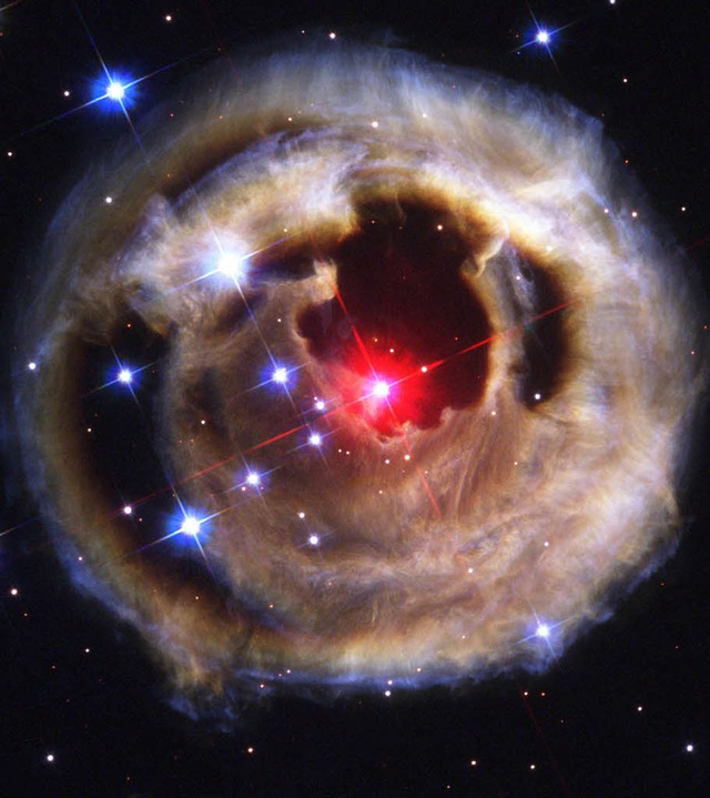 Wie Hubble das All sieht: Lichtecho ei...3000 Lichtjahre von der Erde entfernt   | Foto: ESA