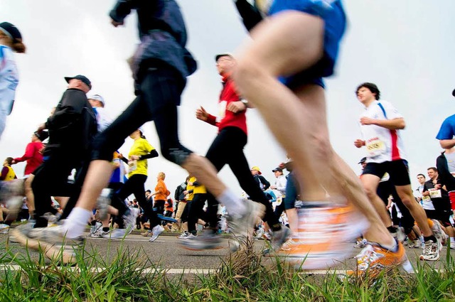 Gemeinsam Laufen ist nur eine Mglichkeit, um gesund zu bleiben.  | Foto: photocase.de/Daniel Schoenen