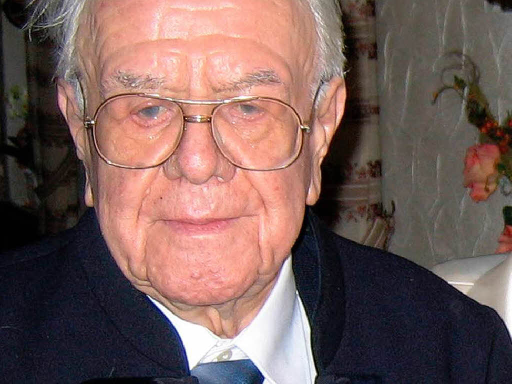 Bienenpapst und Ehrenbürger Karl Pfefferle ist tot Münstertal