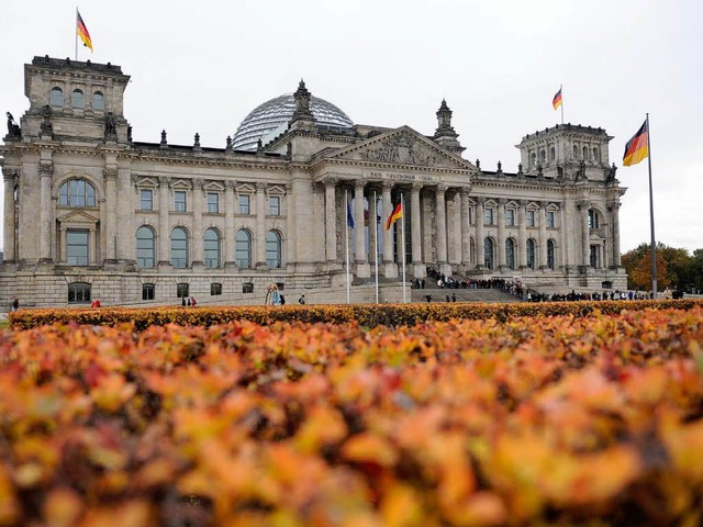 Bundestag oder Kindergarten? Bei der k...e sich diese Frage nicht beantworten.  | Foto: dpa