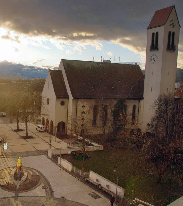 Die Christuskirche mal in einem andere... Nacht der Offenen Kirche am Samstag.   | Foto: Pascal Waldszus