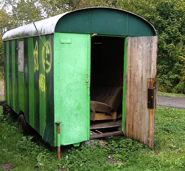 Abgewrackt: Das  Bauwagen-Projekt    i...ngen Aussiedler   sind  abgewandert.    | Foto: Robert Bergmann