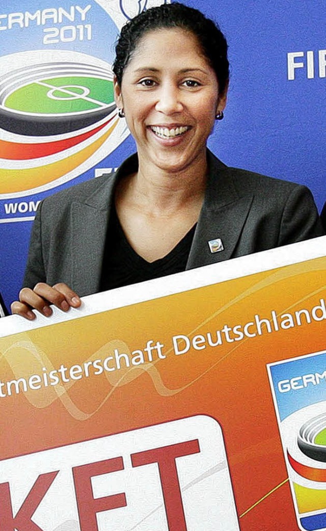 Hofft auf einen erfolgreichen Kartenvo...Fuball-Frauen-Weltmeisterschaft 2011.  | Foto: dpa