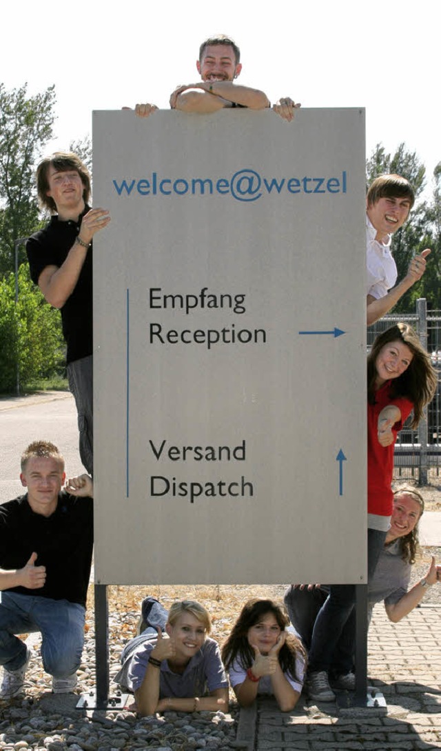 Die neuen Auszubildenden der Firma Wetzel   | Foto: privat