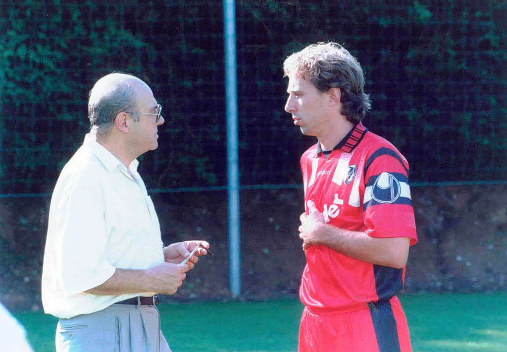 Achim Stocker in der  95/96 bei der Vorstellung der neuen Mannschaft  im Juli 1995.