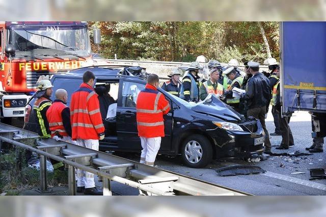 Ungebremst ins Stauende gerast