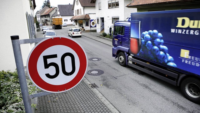 Statt Tempo 50  hatten sich die Mahlbe...bei der Verkehrsschau deutlich wurde.   | Foto: Christoph Breithaupt