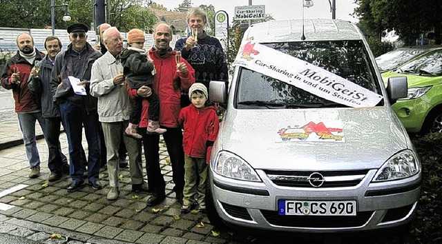 Die &#8222;Mobigeister&#8220; freuen s...ad Krozinger Bahnhof stationiert ist.   | Foto: Privat