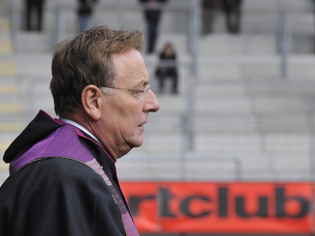 Trauerfeier fr Achim Stocker im SC-Stadion<?ZE?>
