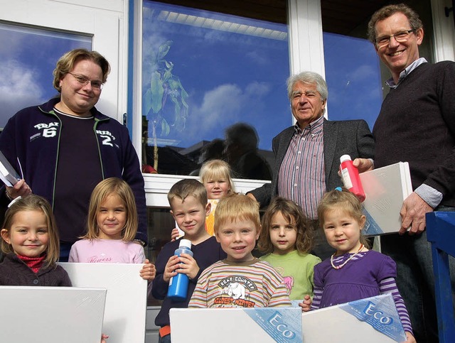 Echte Knstler brauchen gutes Material...r, Helmut Schmidt und Bernd Ruderisch.  | Foto: Kathrin Blum