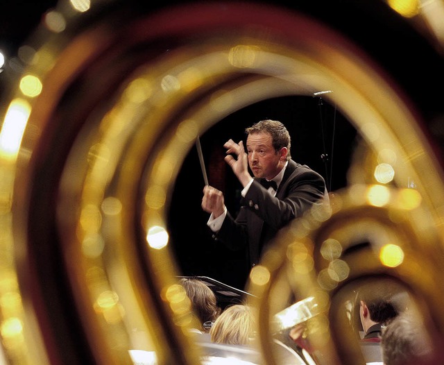 Axel Berger dirigiert am 5. Dezember das Gala-Konzert.   | Foto: Peter Heck