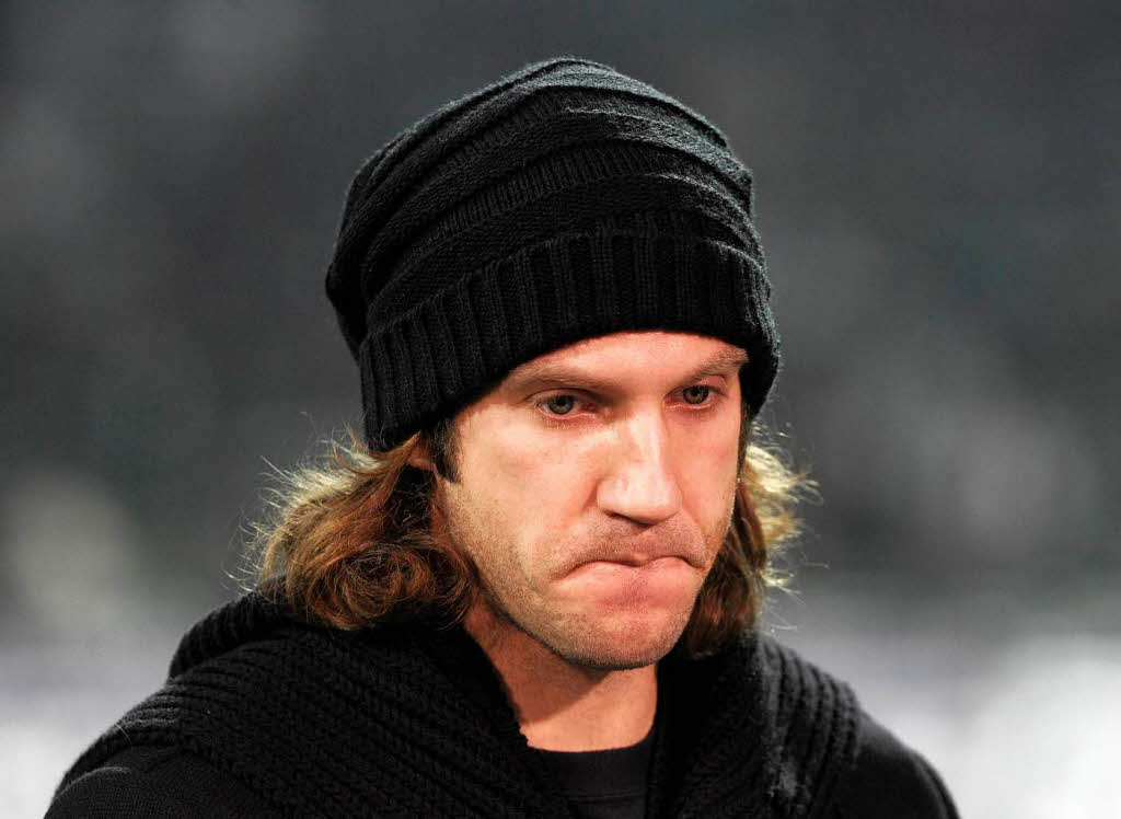 Torsten Frings musste nach einer roten Karte im Testspiel gegen Galatasaray zahlen. Werder Bremen duldet keine Undiszipliniertheiten. Torsten Frings musste nach einer roten Karte im Testspiel gegen Galatasaray zahlen. Werder Bremen duldet keine Undiszipliniertheiten.
