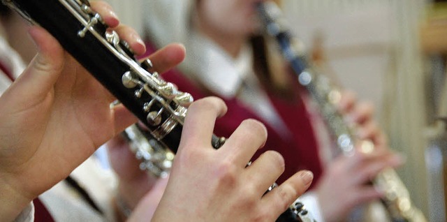 Flinke Finger: Der  Musikverein Schlchtenhaus-Hofen erffnete die Versammlung.   | Foto: daniel Gramespacher