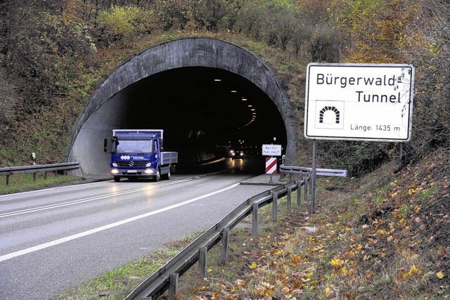 Der Brgerwaldtunnel sorgt seit fast z... zgigen Verkehrsfluss durch Tiengen.   | Foto: Edinger