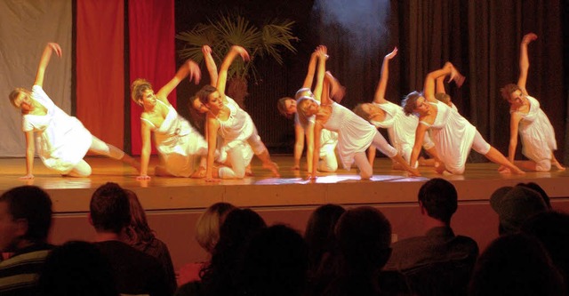 Verzauberte mit abwechslungsreichen  C...Kostmen:  die Tanz-Gala in Sulzburg.   | Foto: Christiane  Heusner